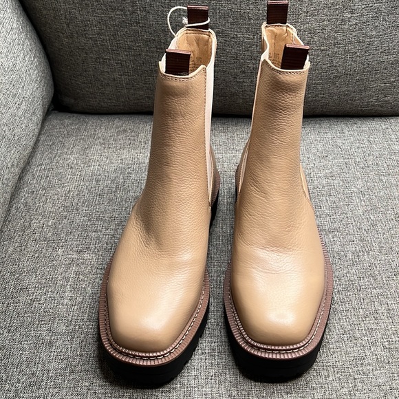 SAM EDELMAN Laguna Waterproof Lug Sole Chelsea Boot Sesame Leather Size 7 1/2 - Picture 6 of 13